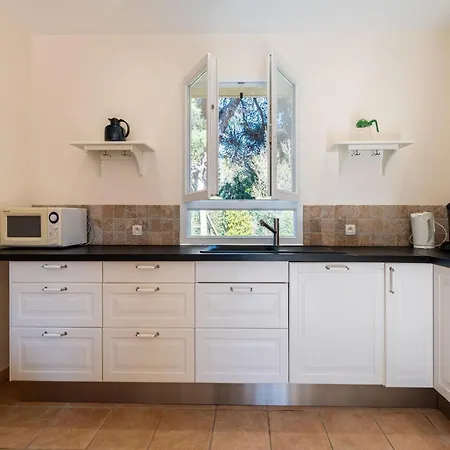 Chardonnay Villa