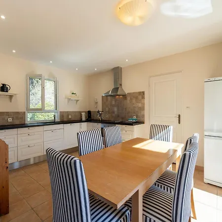 Family Haven In Villa *